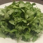 Steak＆Trattoria Carnesio - 春菊バクダン