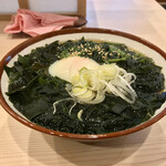 そばの神田 東一屋 - アサソバビンボー！　
      朝そば＋わかめ！