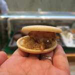 寿司栄 - 鮟肝、酢飯　最中