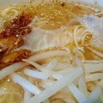 喜九成食堂 - トンコツしおラーメンのアップ