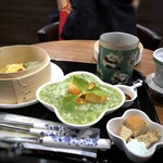 china cafe - 翡翠粥と星点心セット(980円：税込1,078円）