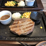 カタマリ肉ステーキ＆サラダバー にくスタ - 