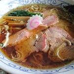 手打ち中華 よしだ - チャーシューメン。店主の白河ラーメン愛を感じます。