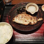 大戸屋 - 連子鯛の炭火焼定食
