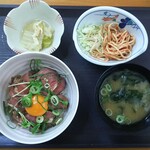 花食堂 - ローストビーフ丼 850円