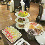 ソンブルイユ TOKYO - デセールワゴン