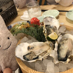 浜焼き海鮮居酒屋 大庄水産 - NZの生牡蠣、日本のものと違いクリーミー！
