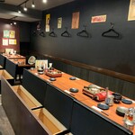 Hakata Gyouzaya Roku Maru San - 店内
