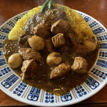 カレーの店 マボロシ - 【2020.1.31】ポーク大盛(大辛)1100円+ウズラ100円