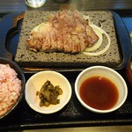Ishiyaki Suteki Zei - リブロースランチ