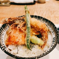 対馬のどぐろとイカ活き造り 博多 魚蔵 都ホテル店 - 