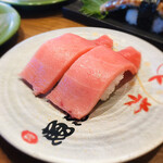 Kaiten Sakana Ya Sushi Uochuu - 中とろ