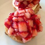 アンファン・ルミエール  - シューパリジャン・イチゴ乗せ！