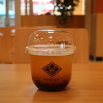 サハンジ - ドリンク写真:タピオカティーソーダ 純白桃フレーバー Sサイズ