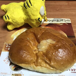 バックハウスイリエ - クリームパン175円（税別）