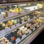Konditorei Ohashi - ショーケースの様子。