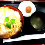鶏三和 ネオパーサ浜松(上り)店 - 名古屋コーチン親子丼