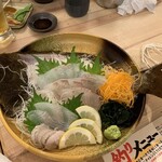 ジャンボ釣船 つり吉 - 