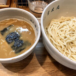 麺屋吉左右 - 味玉つけ麺（麺300g）…1000円
