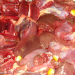 浜よし - 野鴨鍋（マガモ肉の心臓と砂肝の拡大）