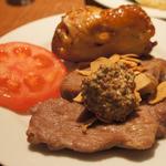 バルバッコア - ランチバイキング１５００円コースです。チキンとポークのグリル。