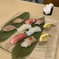 やま中・本店　鮨と日本料理　 - 