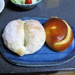 ANDERSEN - ハイジの白いパンとクリームパン