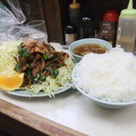 暁 - スタミナ定食(半ライス)