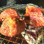 炭火焼肉 ホルモン にく式 - 
