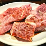 炭火焼肉 ホルモン にく式 - 