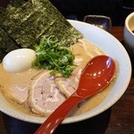 みんなのらぁめんBAMBU - 魚介醤油ラーメン全部のせ