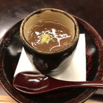 Akasaka Kikunoi - 昼懐石１００００円。猪口：赤蕪蒸し・海老餡かけ・山葵。蕪の風味がしっかりと感じられ、海老の身も入った餡も良く、とても美味しかったです（╹◡╹）