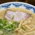 博多麺房 赤のれん - 