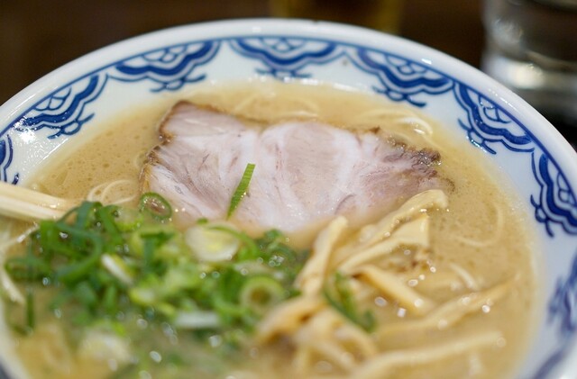 博多麺房 赤のれん 西麻布本店 はかためんぼう あかのれん 六本木 ラーメン 食べログ 博多麺房 赤のれん 西麻布本店 はかためんぼう あかのれん 六本木 ラーメン 食べログ