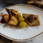 かたつむり - 親芋に蕗味噌、花咲き栗、銀杏の素揚げ