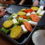 かたつむり - 鴨の脂で野菜も焼きます