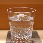 日本橋蛎殻町 すぎた - 芋焼酎　蔵の師魂　かめ壺貯蔵のロック　２杯目