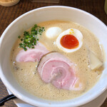 Mitsuba - 豚CHIKIしょうゆラーメン　+味玉