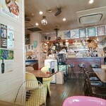 マロ男爵 - 店内①