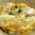 かつのや - 半カツ丼(アップ)