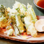 春野菜の天ぷら盛り合わせ