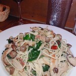 湯島ワイン食堂 パパン - 