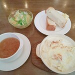 マロ男爵 - Ａランチ(日替わり) 700円この日はクリーミーポテトグラタン