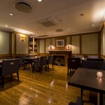 バーラウンジ 夜間飛行 - バータイムは喫煙スペースもご用意