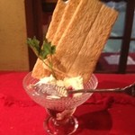 星空ワイン食堂 タチグイホンポ - 自家製クリームチーズ