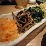 YAKINIKU MARUUSHI - ナムル盛り合わせ　