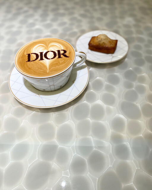 閉店 Cafe Dior By Pierre Herme カフェ ディオール バイ ピエール エルメ 銀座 カフェ 食べログ