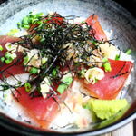 個室居酒屋 天然マグロ つな家 - 漬け丼