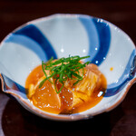 鳥田中 - 丹波地鶏の抱き身漬け 黄身醤油和え