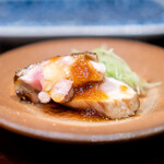 鳥田中 - 丹波地鶏　もも肉と胸肉 野菜タレ